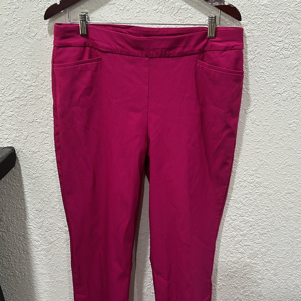 CHICOS dark fuchsia bottoms size 2 GUC - Picture 4 of 10